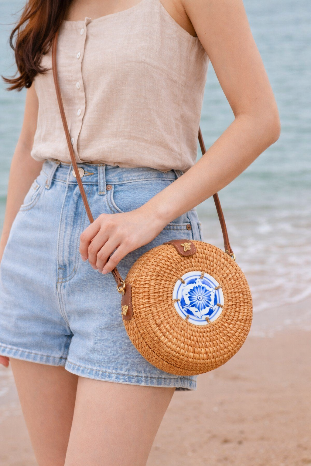 Yarns ’n Stitch Round Woven Crossbody Bag with Ceramic Detail